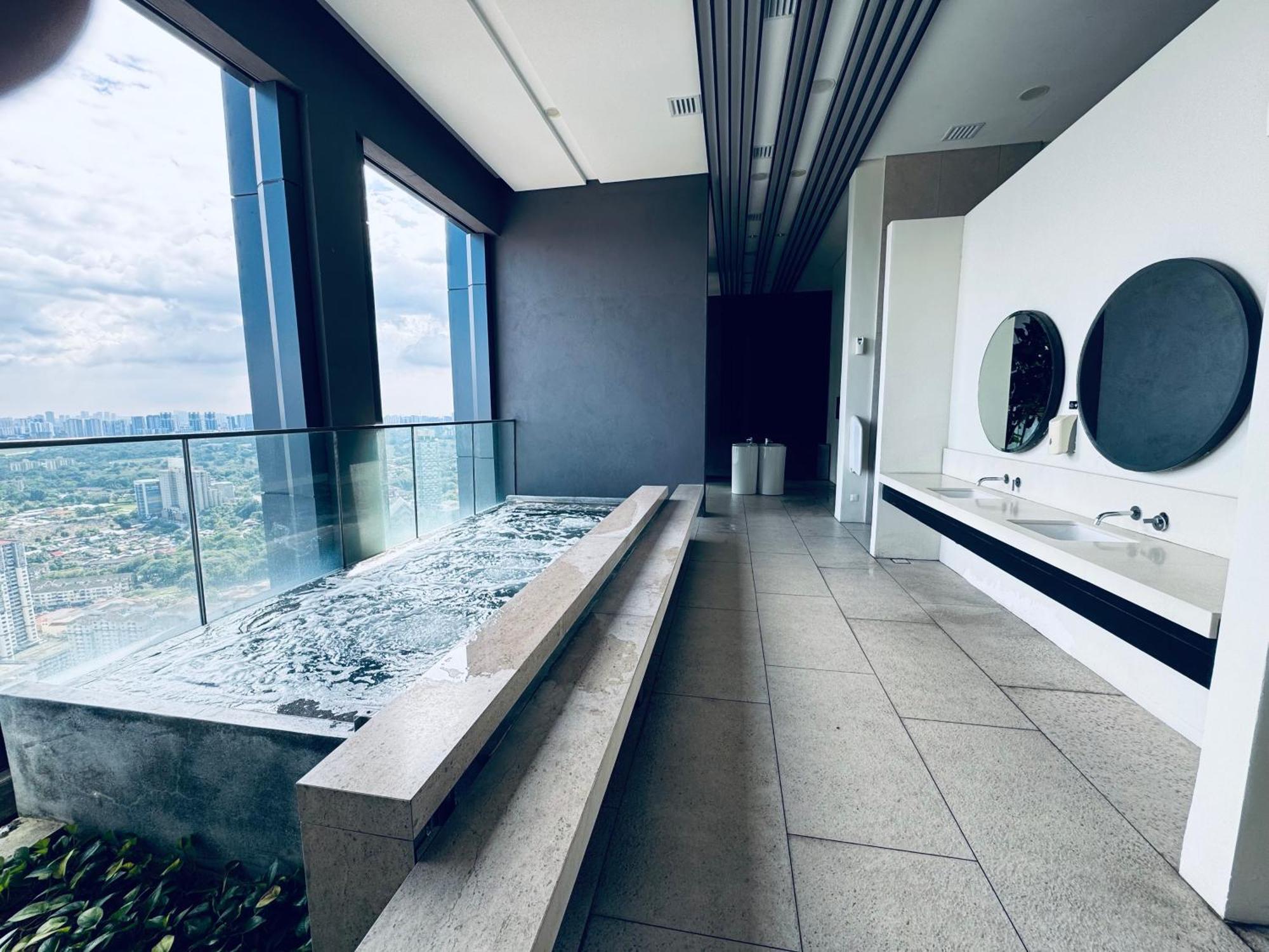 Lucentia Suites At Kuala Lumpur Bagian luar foto