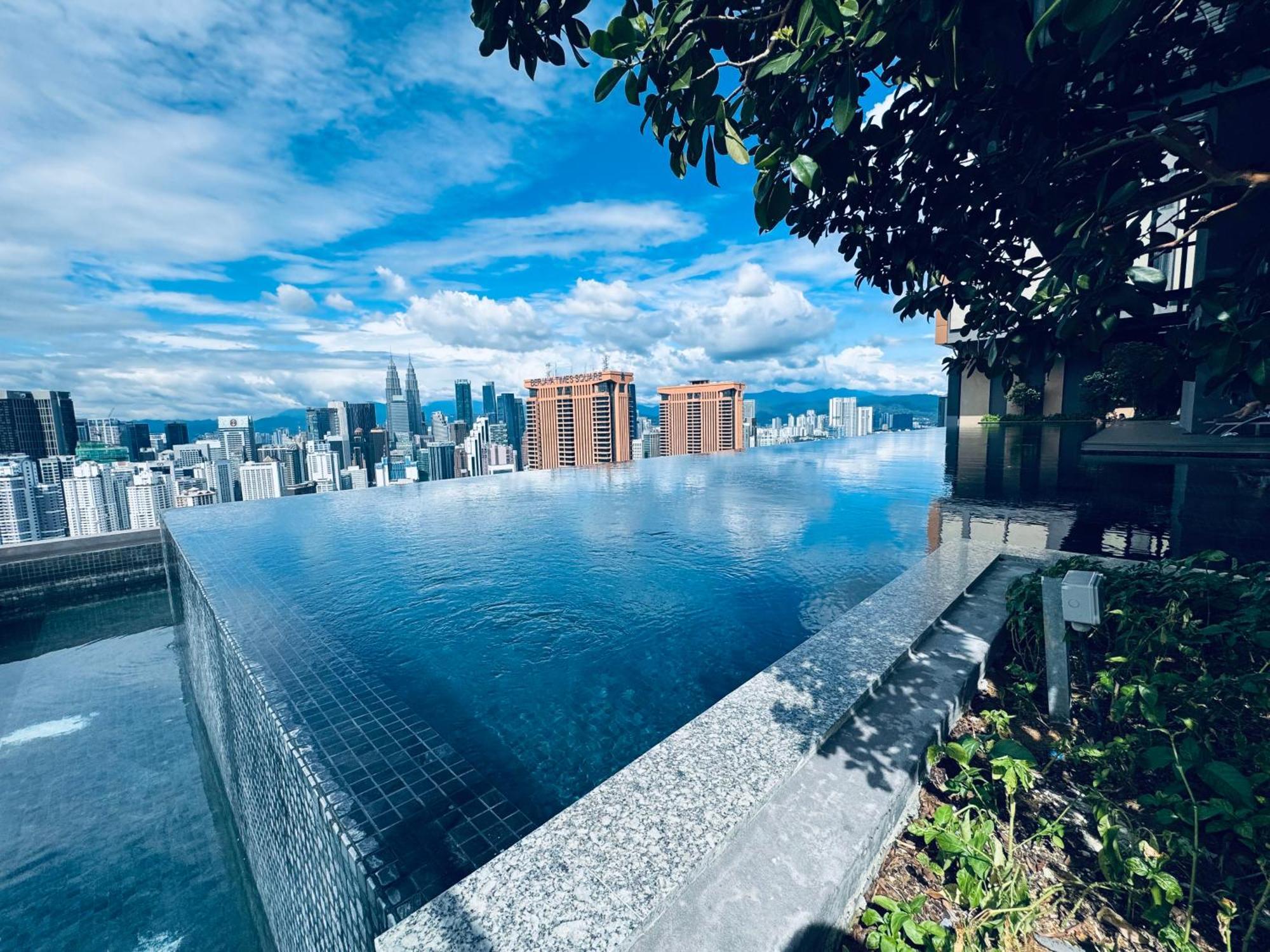 Lucentia Suites At Kuala Lumpur Bagian luar foto